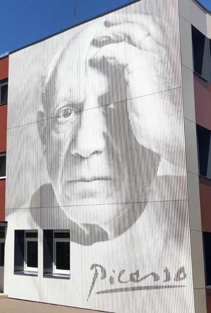 ECOLE PRIMAIRE PICASSO A GRAND COURONNE